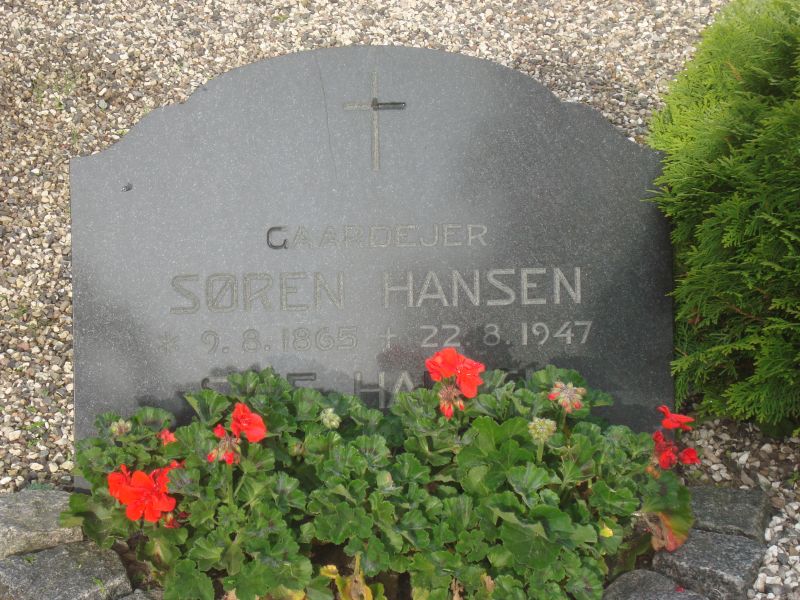 Sine Hansen.JPG